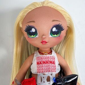 Na Na Na Surprise Teens Gretchen Stripes 11" Fashion Doll Series 2